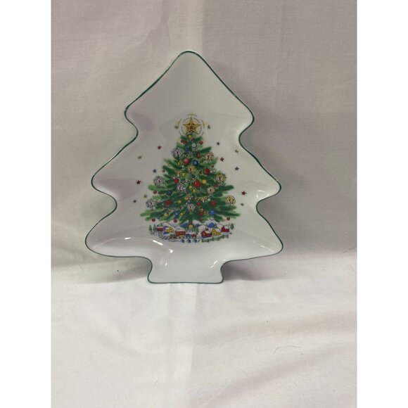 Christmas Eve Large Tree Shape Candy Dish by Salem "Porcelain" 8 5/8in - Picture 2 of 3